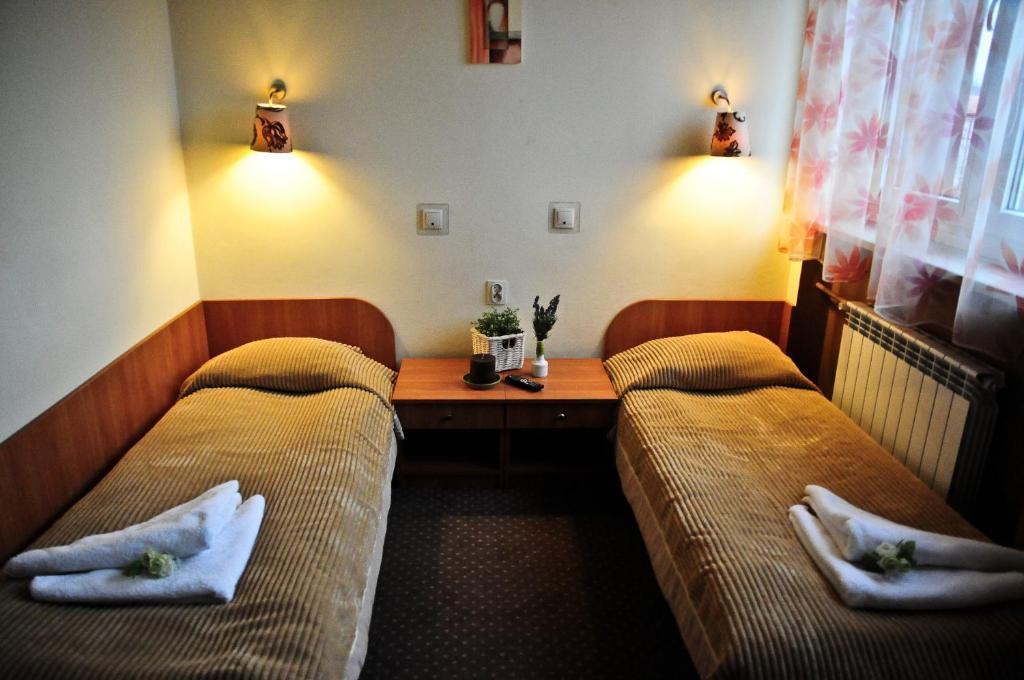 Osrodek Uslug Hotelarskich Kinga Wieliczka Quarto foto